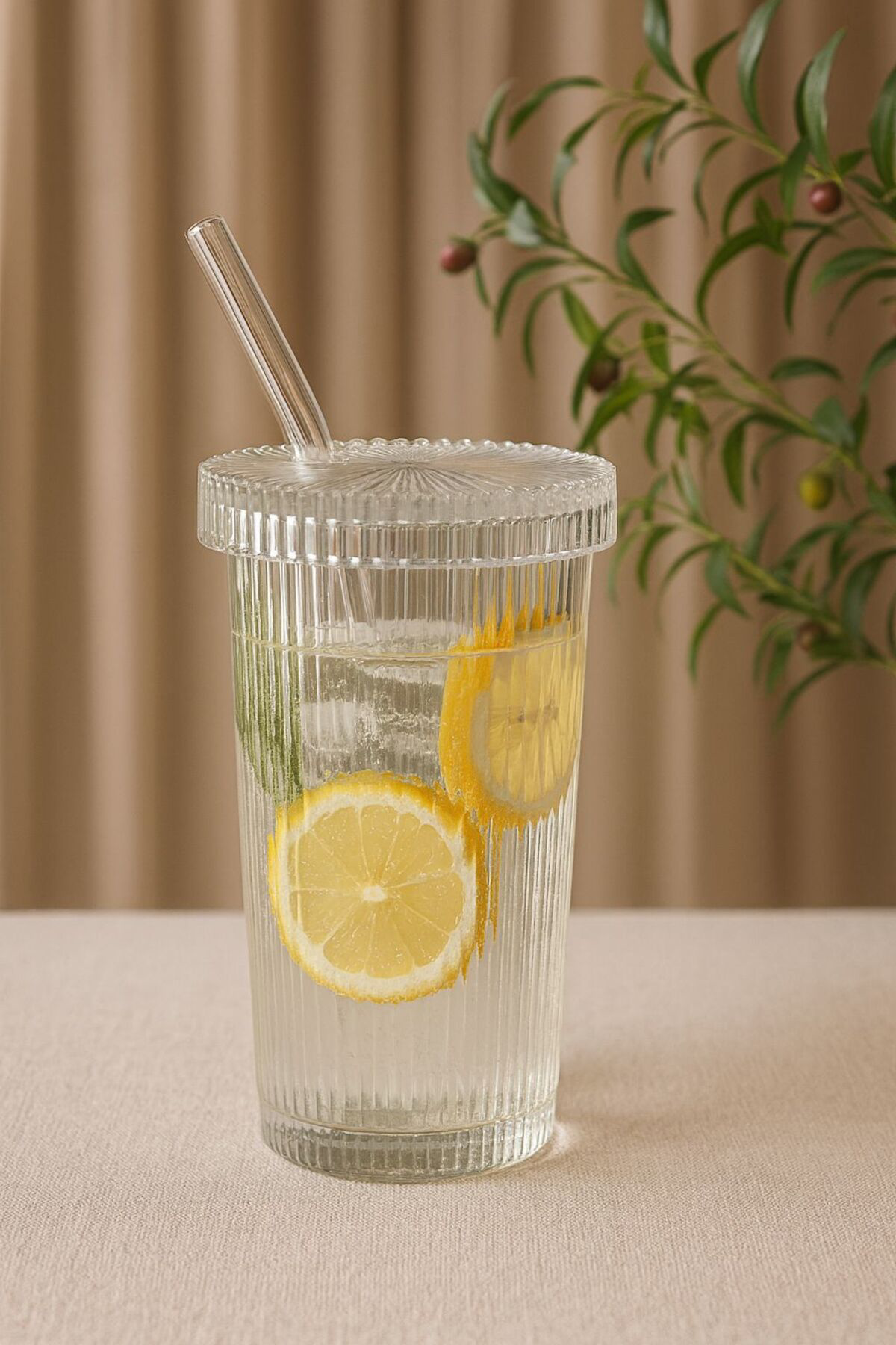 3’lü Cam Kapaklı Pipetli 400 ml Şeffaf Çizgili Bardak Seti – Soğu