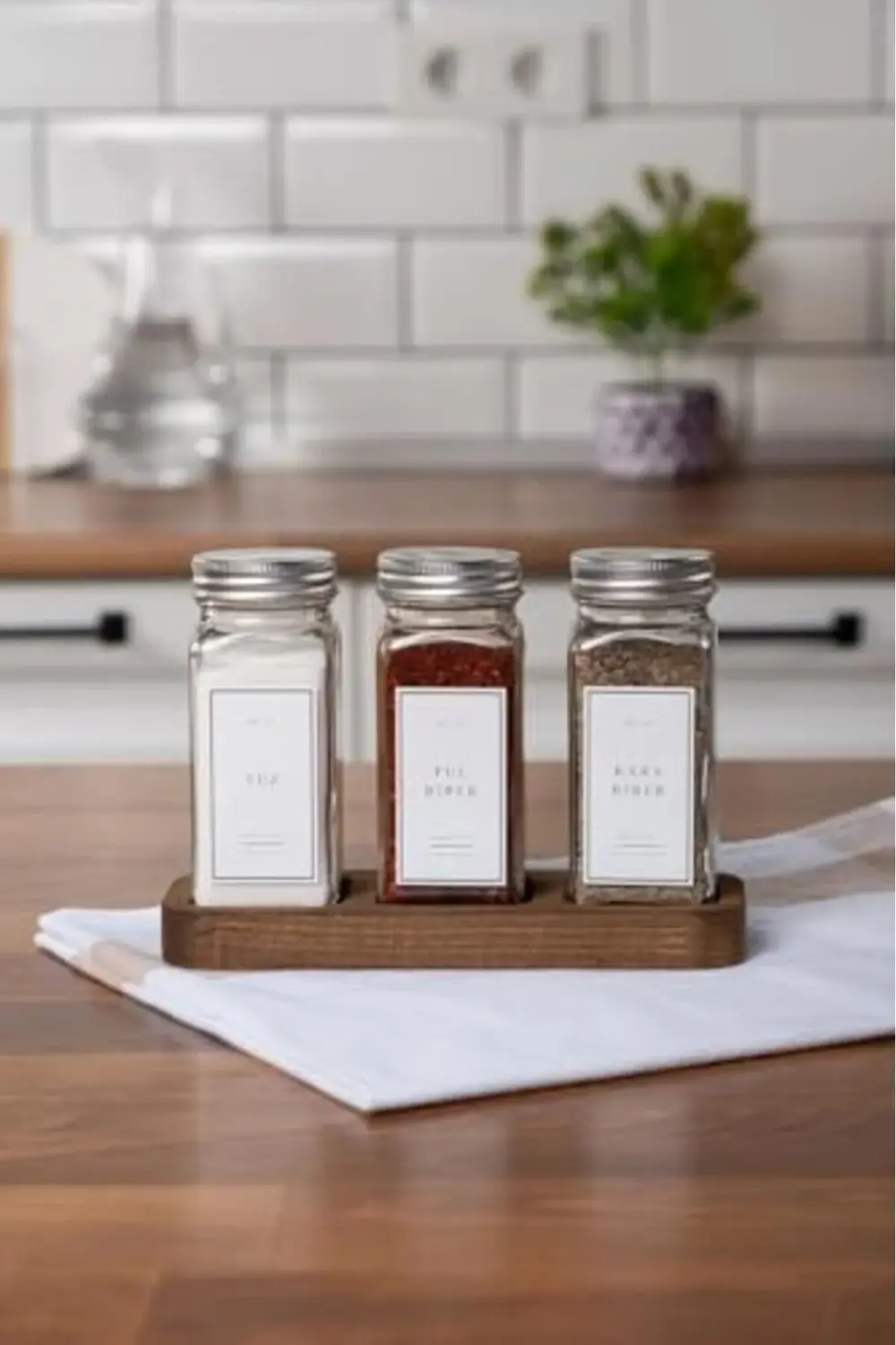 3'Lü Gümüş Baharatlık Seti Ahşap Stantlı 395519