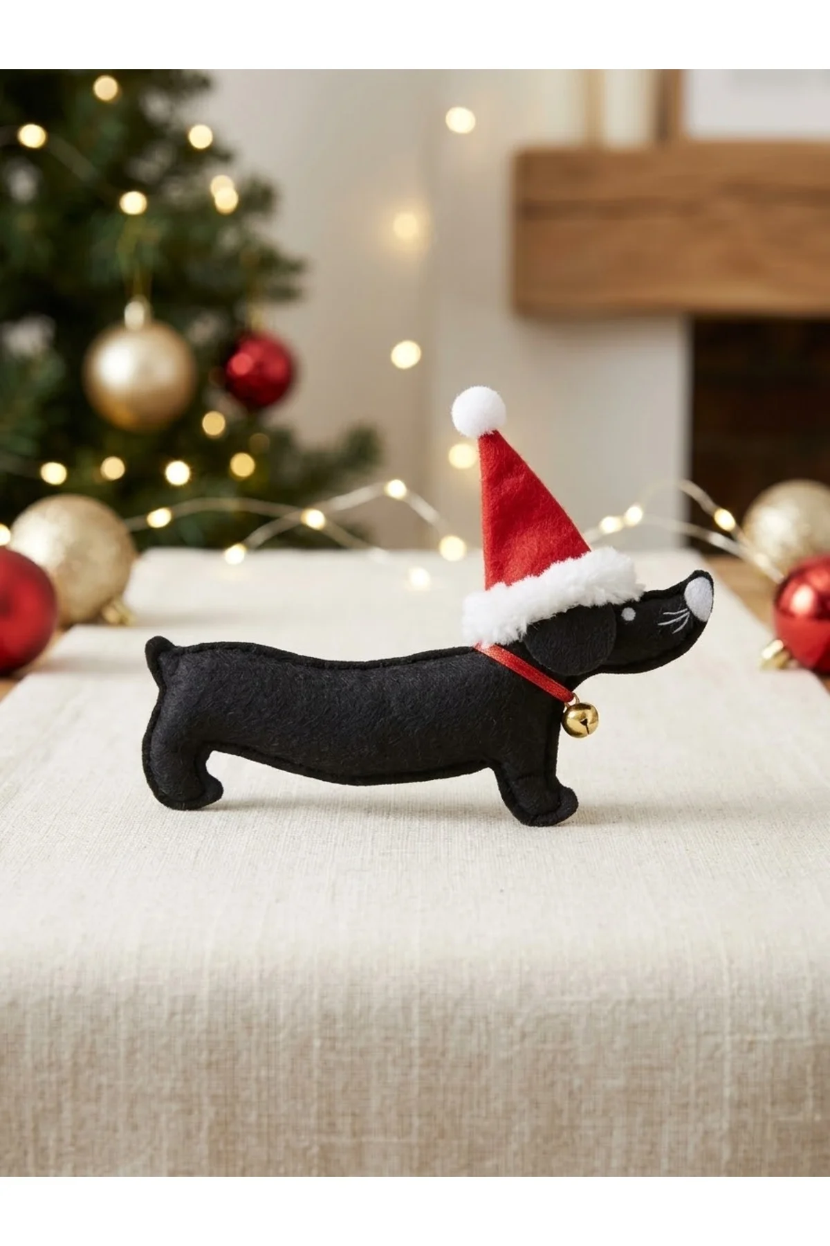 3'lü Keçe Yılbaşı Süsü Sosis Köpek Figürlü - Noel Baba Şapkalı Çam Ağacı Süsü 3'lü Keçe Yılbaşı Süsü Sosis Köpek Figürlü - Noel Baba Şapkalı Çam Ağacı Süsü - Görsel 3