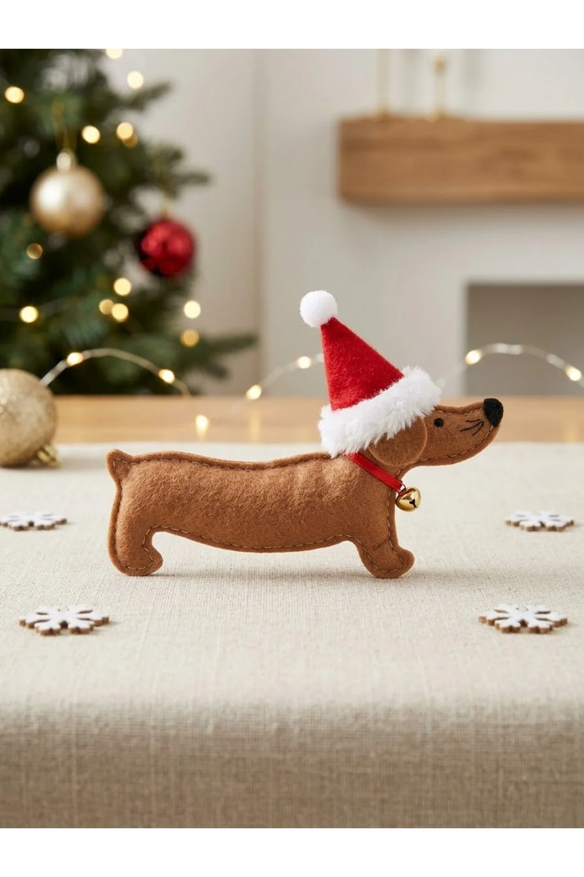 3'lü Keçe Yılbaşı Süsü Sosis Köpek Figürlü - Noel Baba Şapkalı Çam Ağacı Süsü 3'lü Keçe Yılbaşı Süsü Sosis Köpek Figürlü - Noel Baba Şapkalı Çam Ağacı Süsü - Görsel 4