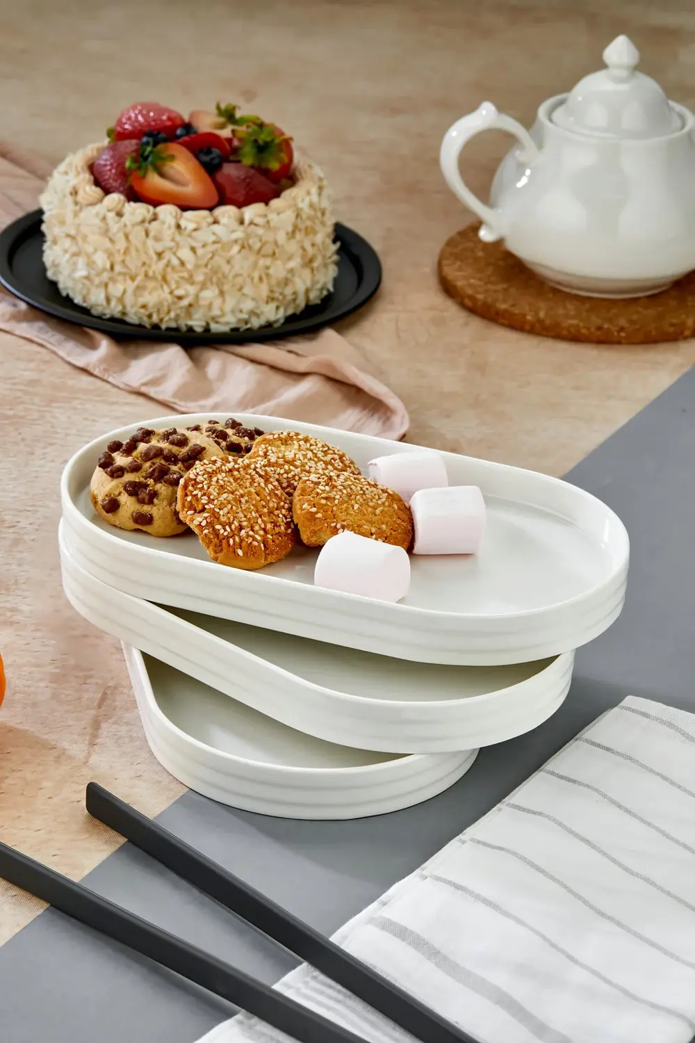 3’lü Porselen Dikdörtgen Servis ve Sunum Tabağı 26x15 cm”