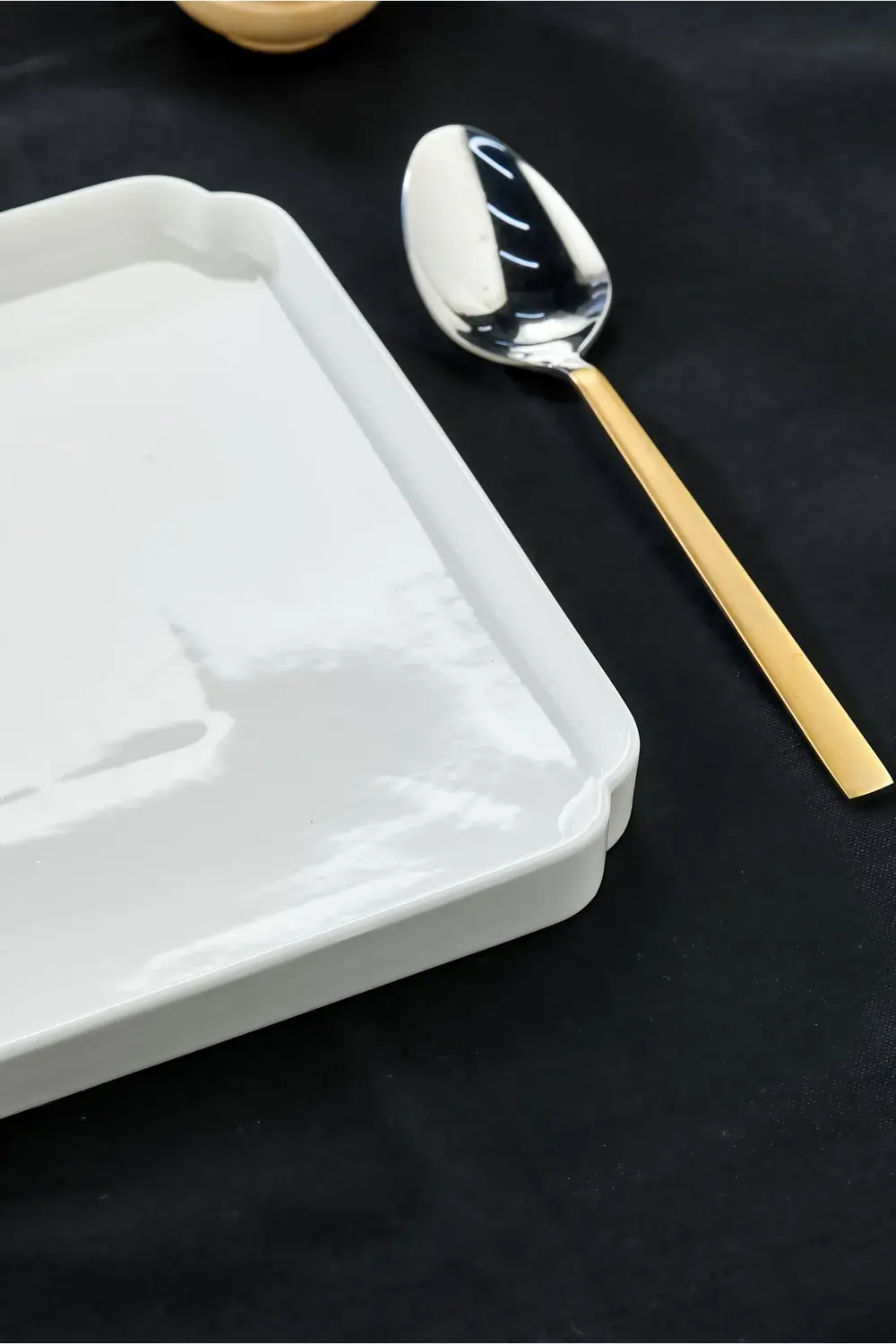 3’lü Porselen Kare Servis ve Sunum Tabağı Seti 23x23 cm – Şık Kah