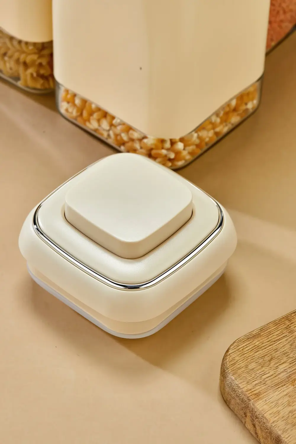 3’lü Tuşlu Vakumlu Kavanoz Seti 1800 ml – 1500 ml – 1300 ml Hava