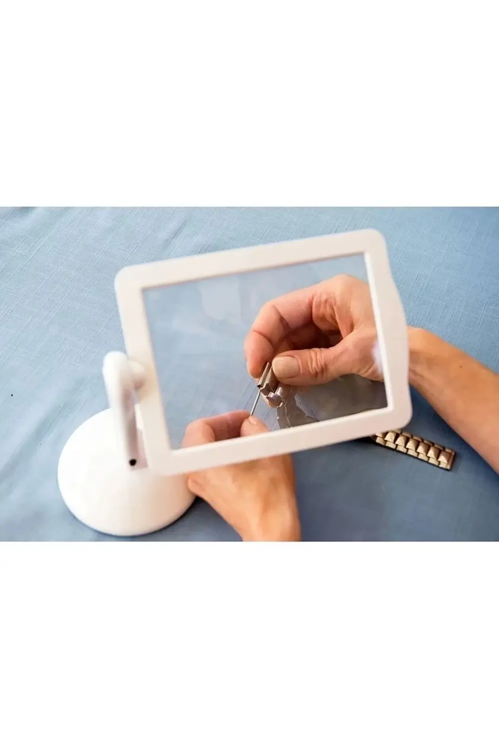 3X 360 Derece Döndürme Ekranlı Çok Fonksiyonlu Masaüstü Büyüteç 3