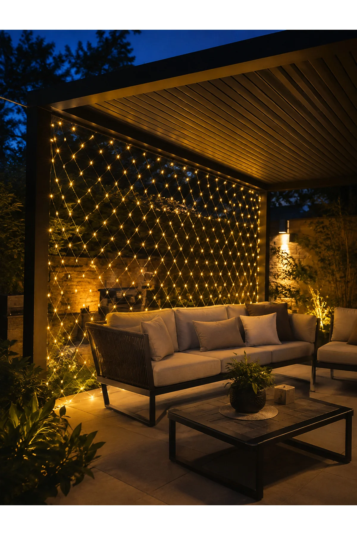 3x3 Metre Ağ LED ile Bahçenize Sıcak ve Şık Aydınlatma - Görsel 5