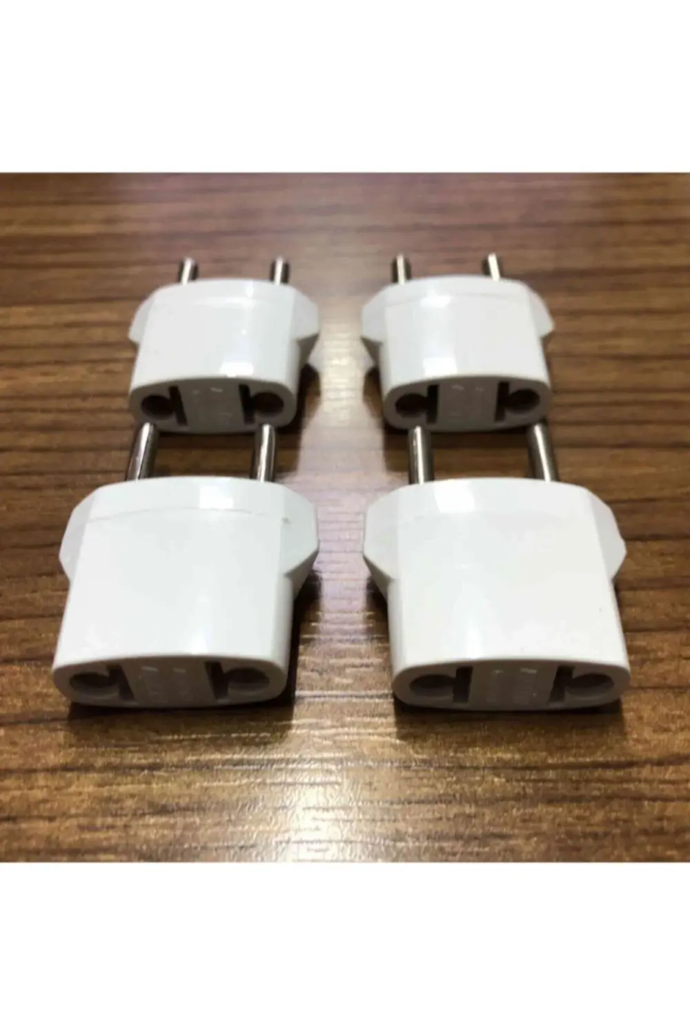 4 Adet Amerikan Uçlu Prizlerini Türk Uçlu Pirize Çevirici Dönüştü