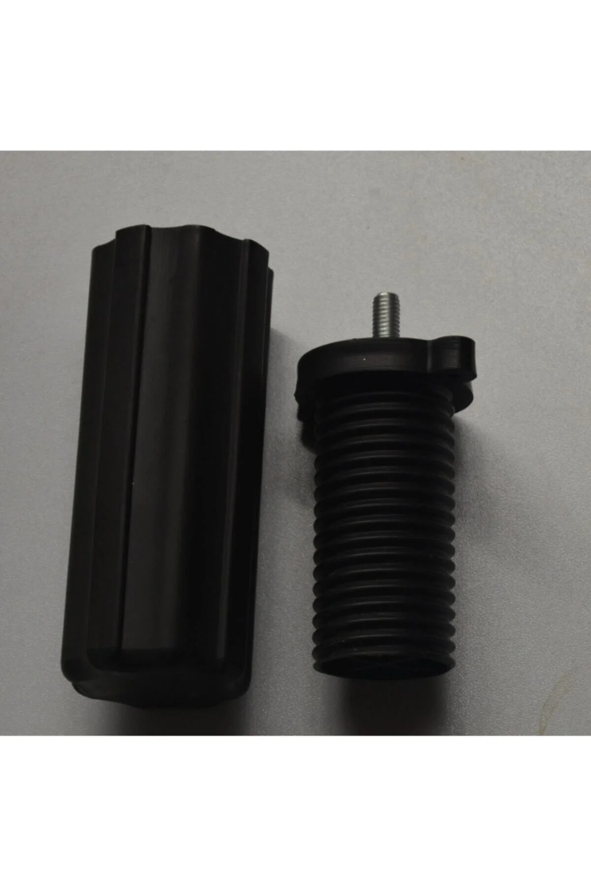 (4 ADET FİYATIDIR) Plastik 14-19 Cm Siyah Ayarlanabilir Mobilya Ayağı Ince Diş (4 ADET FİYATIDIR) Plastik 14-19 Cm Siyah Ayarlanabilir Mobilya Ayağı Ince Diş - Görsel 2