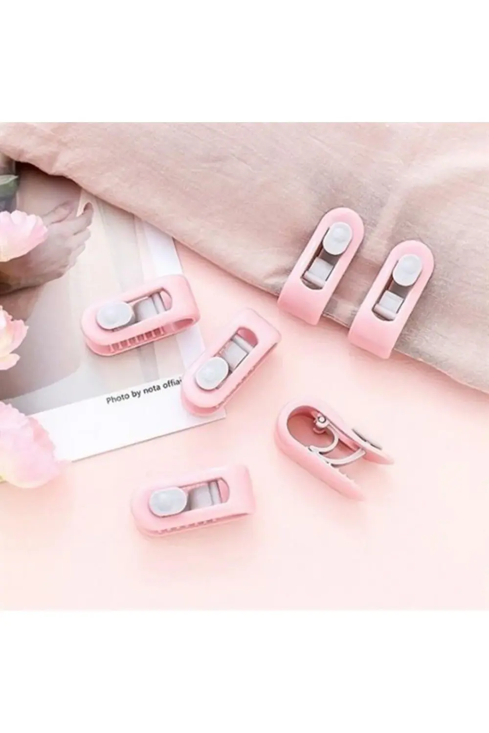 ® 4 Adet İğnesiz Yorgan Çarşaf Ve Perde Tutucu Sabitleyici Kaydır