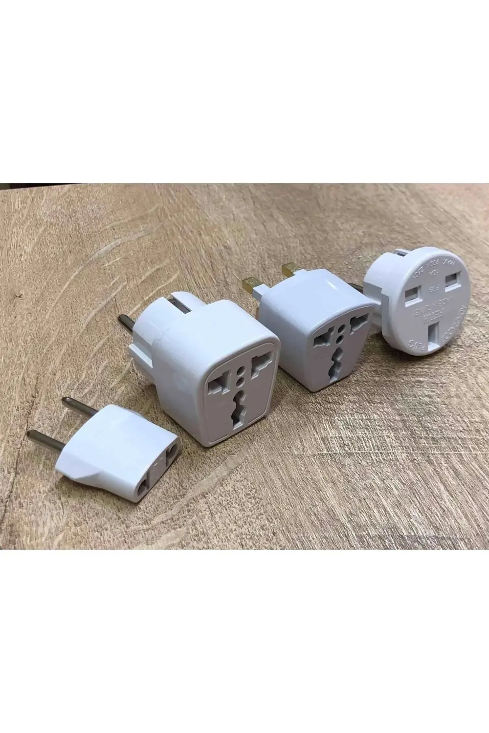 4 Adet Karışık Üniversal Uluslararası Seyahatler Için Priz Dönüşt