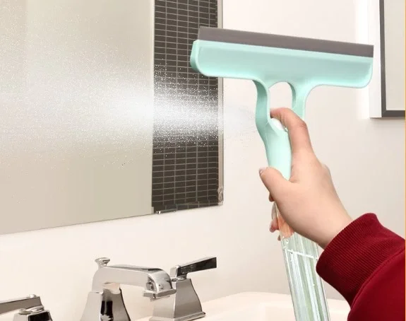 4 in 1 Spreyli Çek Çekli Camsil ve Fırça Aparatı