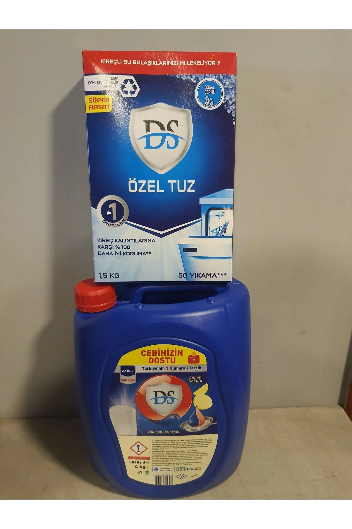 4 LT DS BULAŞIK DETERJANİ + 1.5 KĞ DS ÖZEL TUZ 4 LT DS BULAŞIK DETERJANİ + 1.5 KĞ DS ÖZEL TUZ