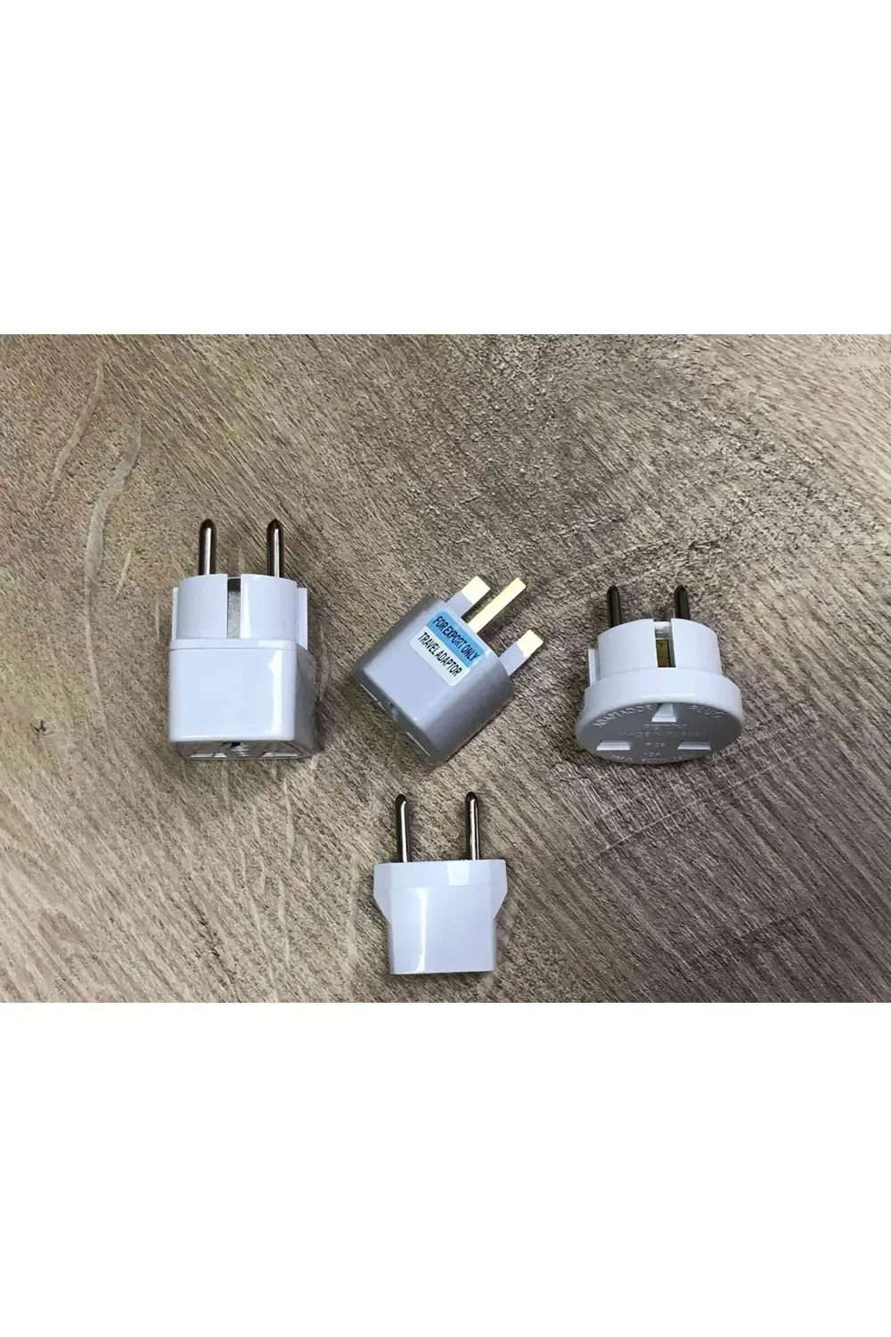 4 Parça Uluslararası Seyahatler Için Üniversal Elektrik Prizleri