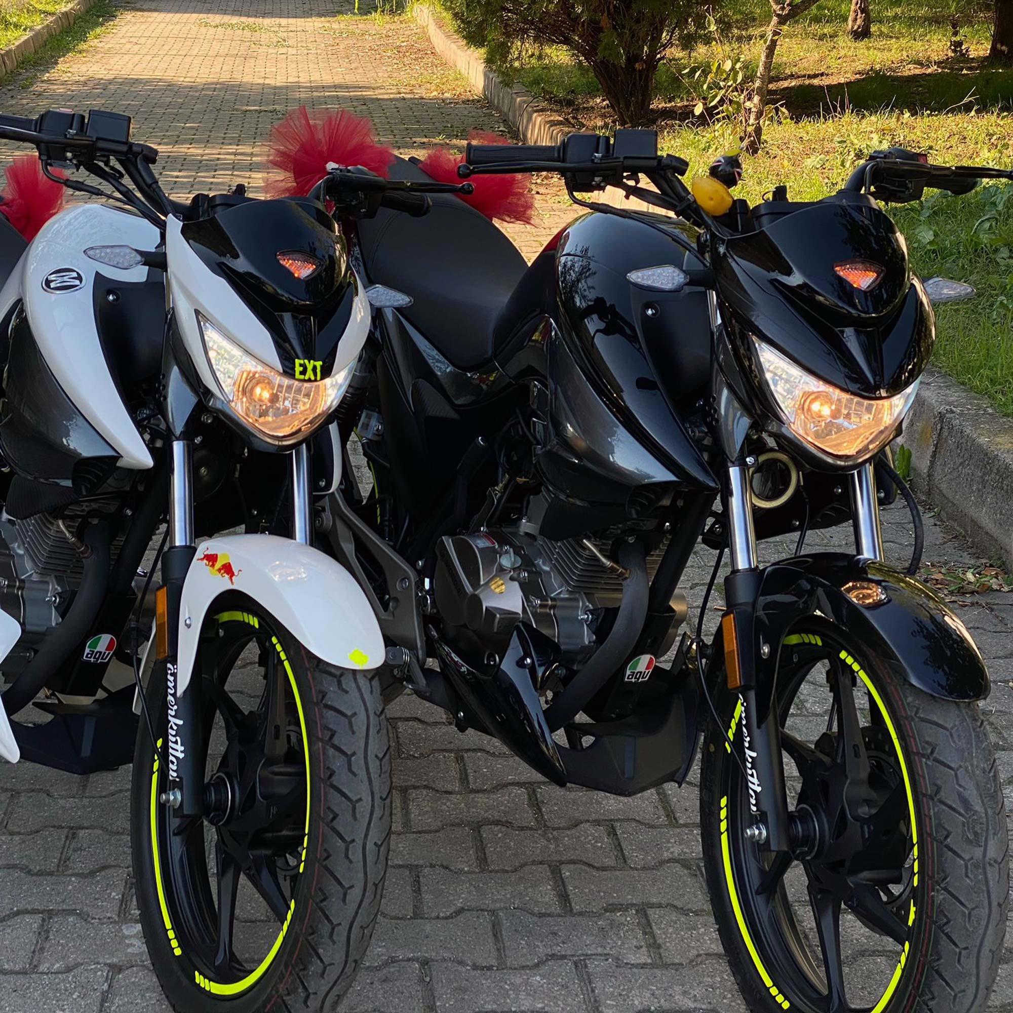 4 Parçalı Kesikli Tasarımlı Floresan Sarı Jant Şeridi Sticker Çın