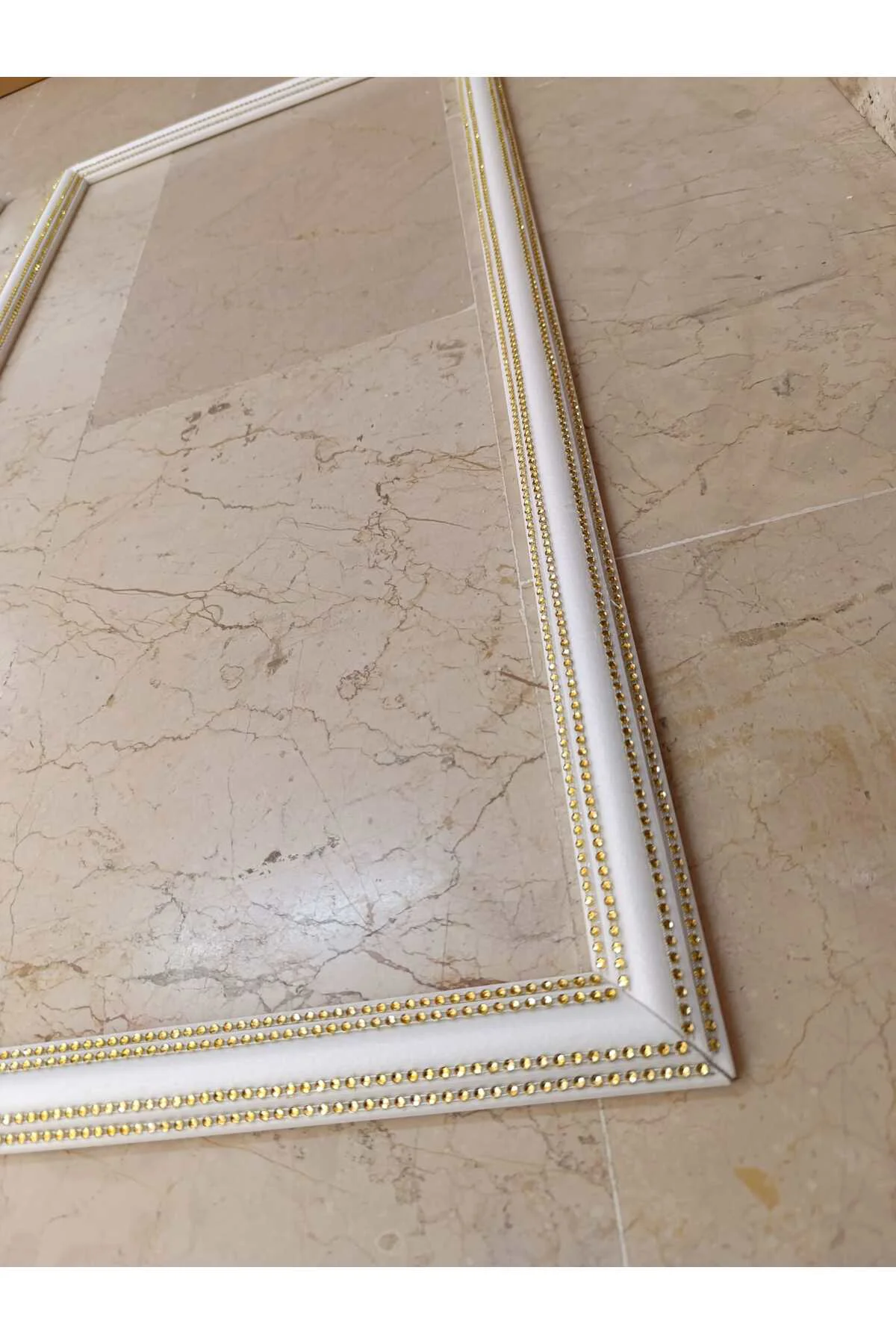 4 Şeritli Dekoratif Altın Sarı Taşlı Strafor Köpük 3 lü Çerçeve S