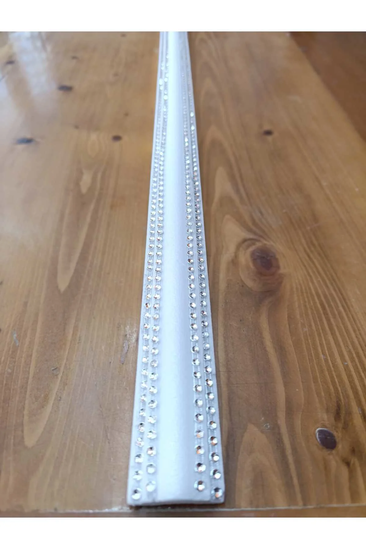 4 Şeritli Dekoratif Gümüş Gri Taşlı Strafor Köpük Çıta Kartonpiye