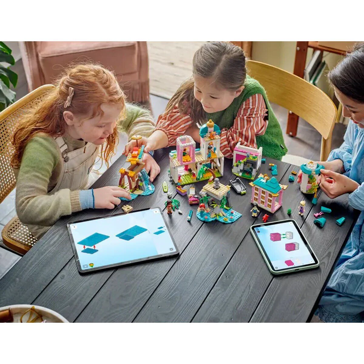 43267 Lego Disney Prenses Şatosu ve Kraliyet Hayvanları 787 parça +6 yaş Fiyatı, Yorumları ve Özellikleri