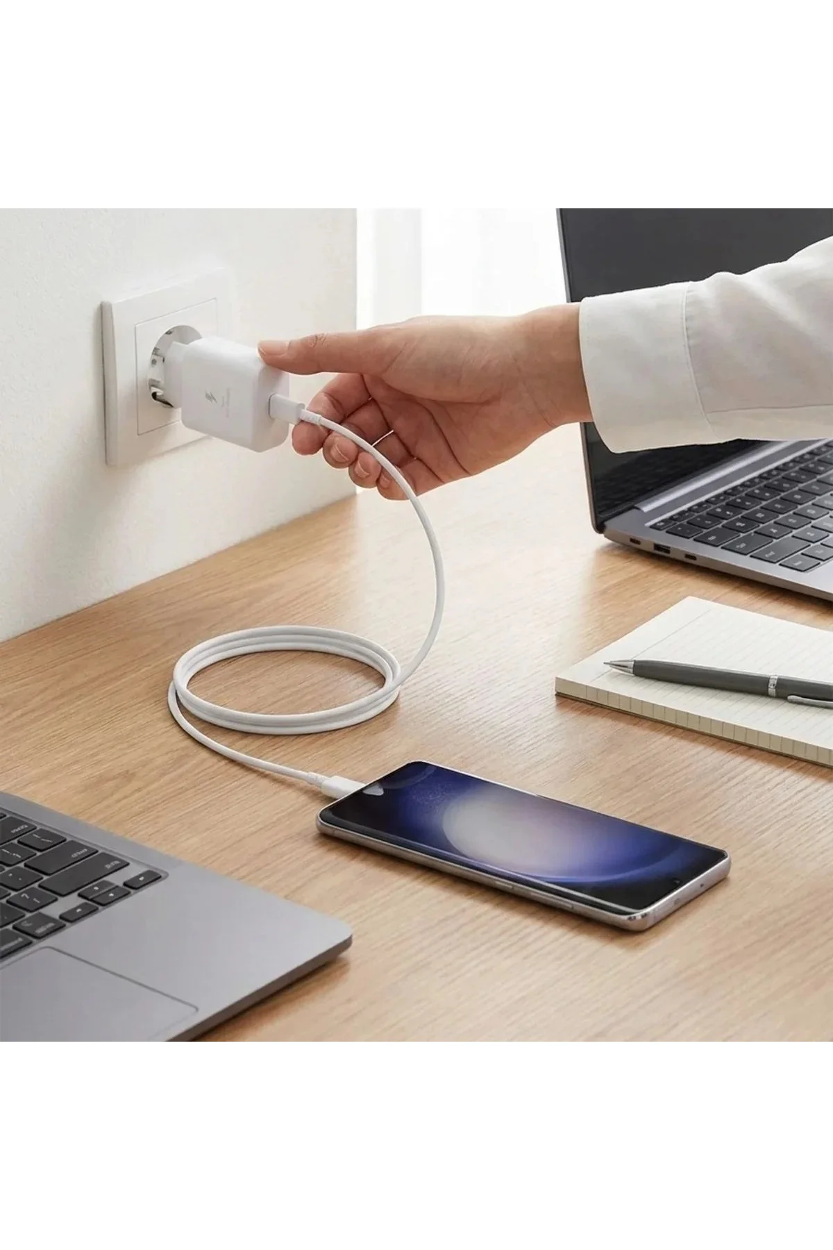 45W Süper Hızlı Şarj Adaptörü USB-C PD 3.0 PPS Fast Charger + 5A Type-C to Type-C Kablo