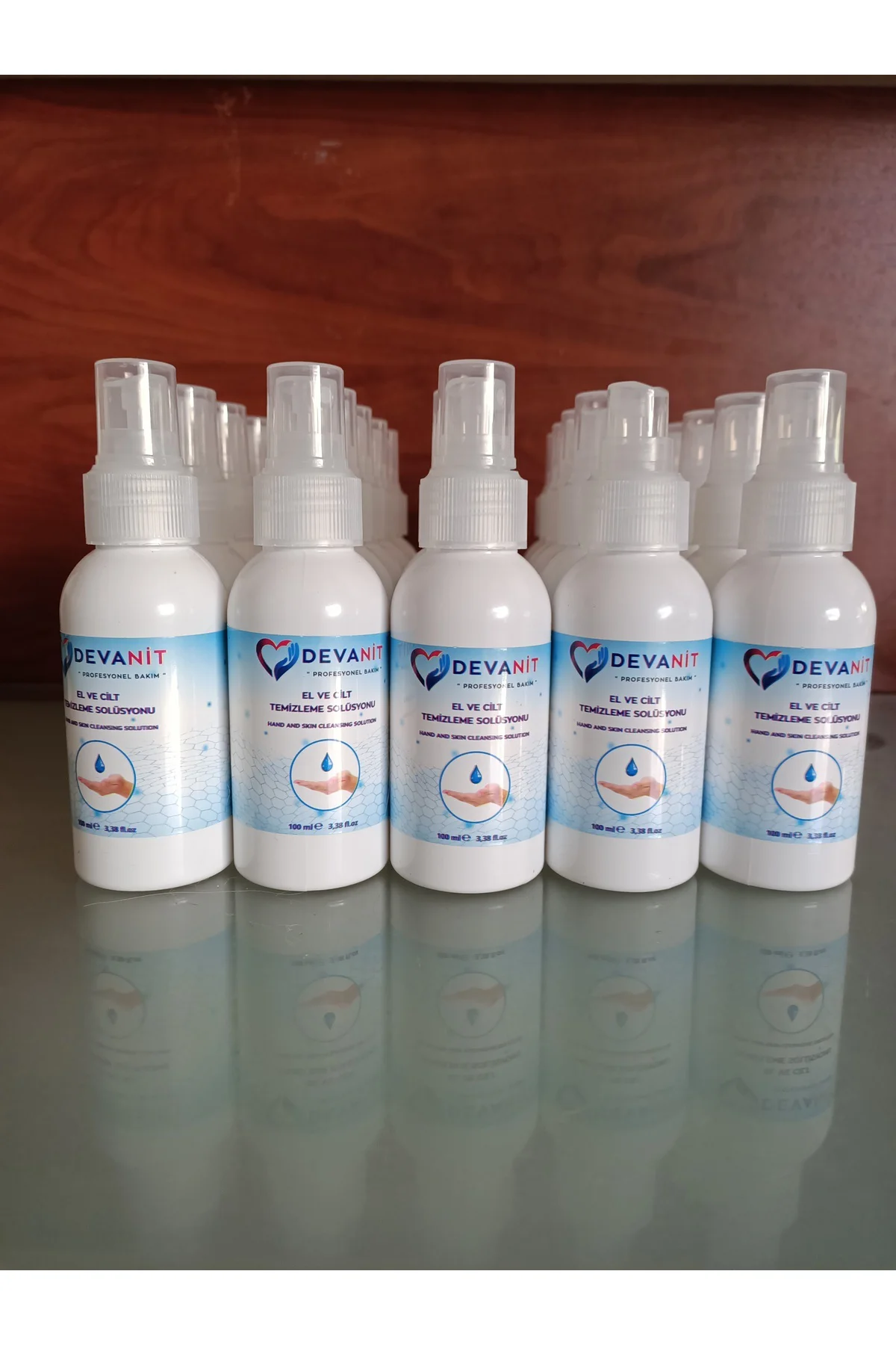 48 adet DEVANİT El ve Cilt Temizleme Solüsyonu 48x100 ml. Sprey.