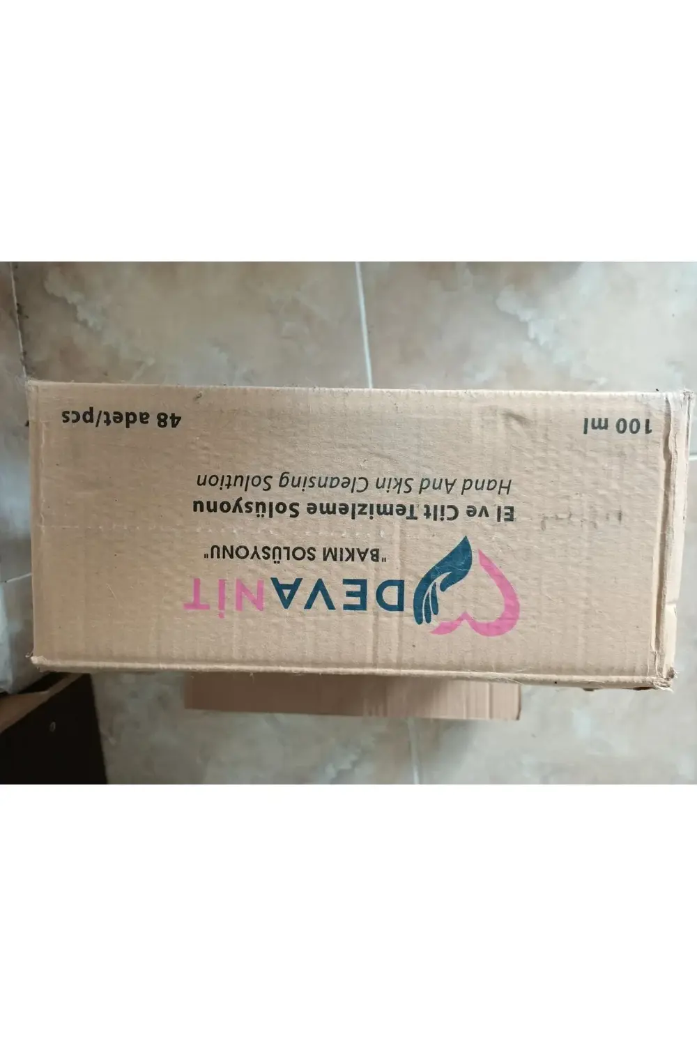 48 adet DEVANİT El ve Cilt Temizleme Solüsyonu 48x100 ml. Sprey.