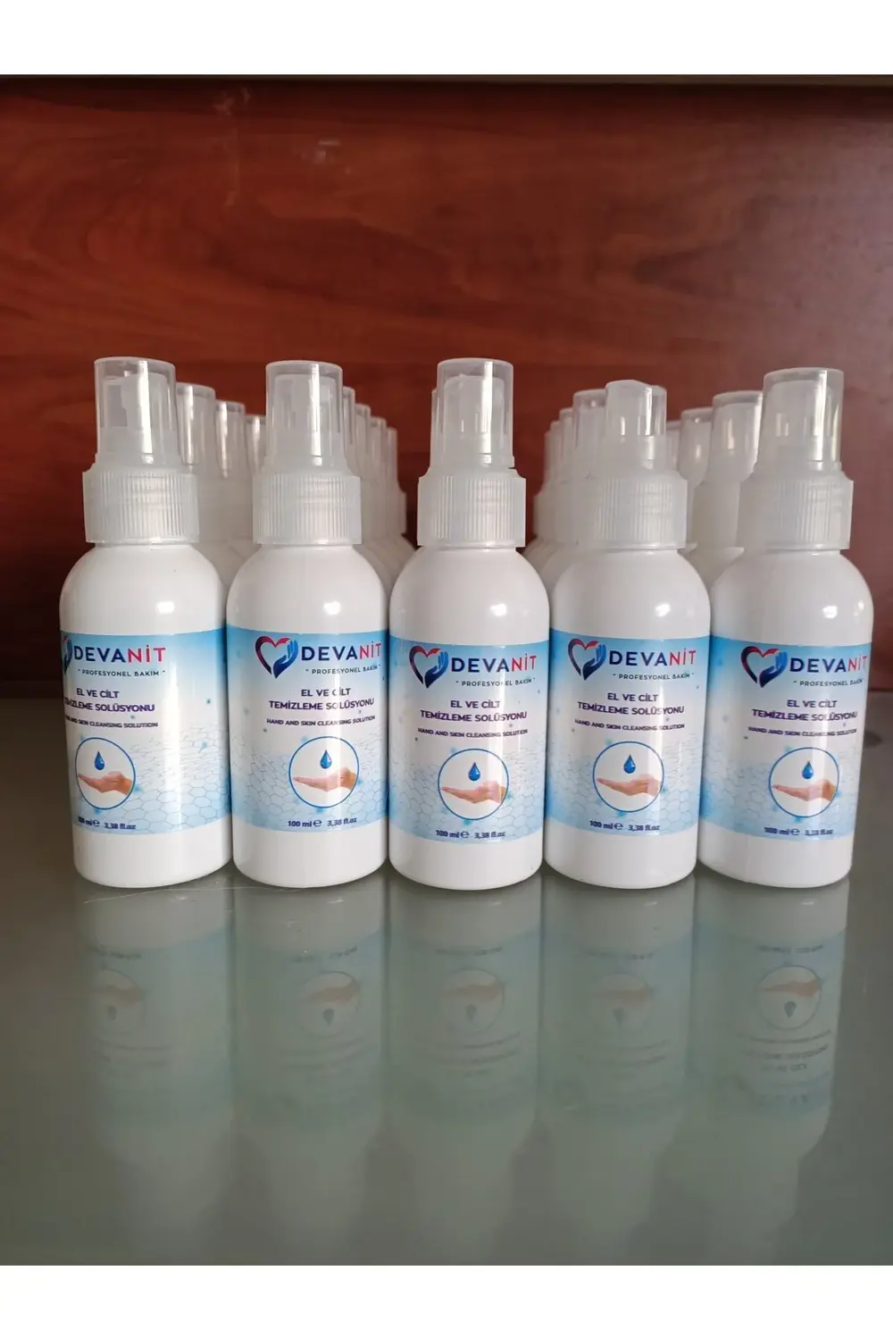 48 adet DEVANİT El ve Cilt Temizleme Solüsyonu 48x100 ml. Sprey.
