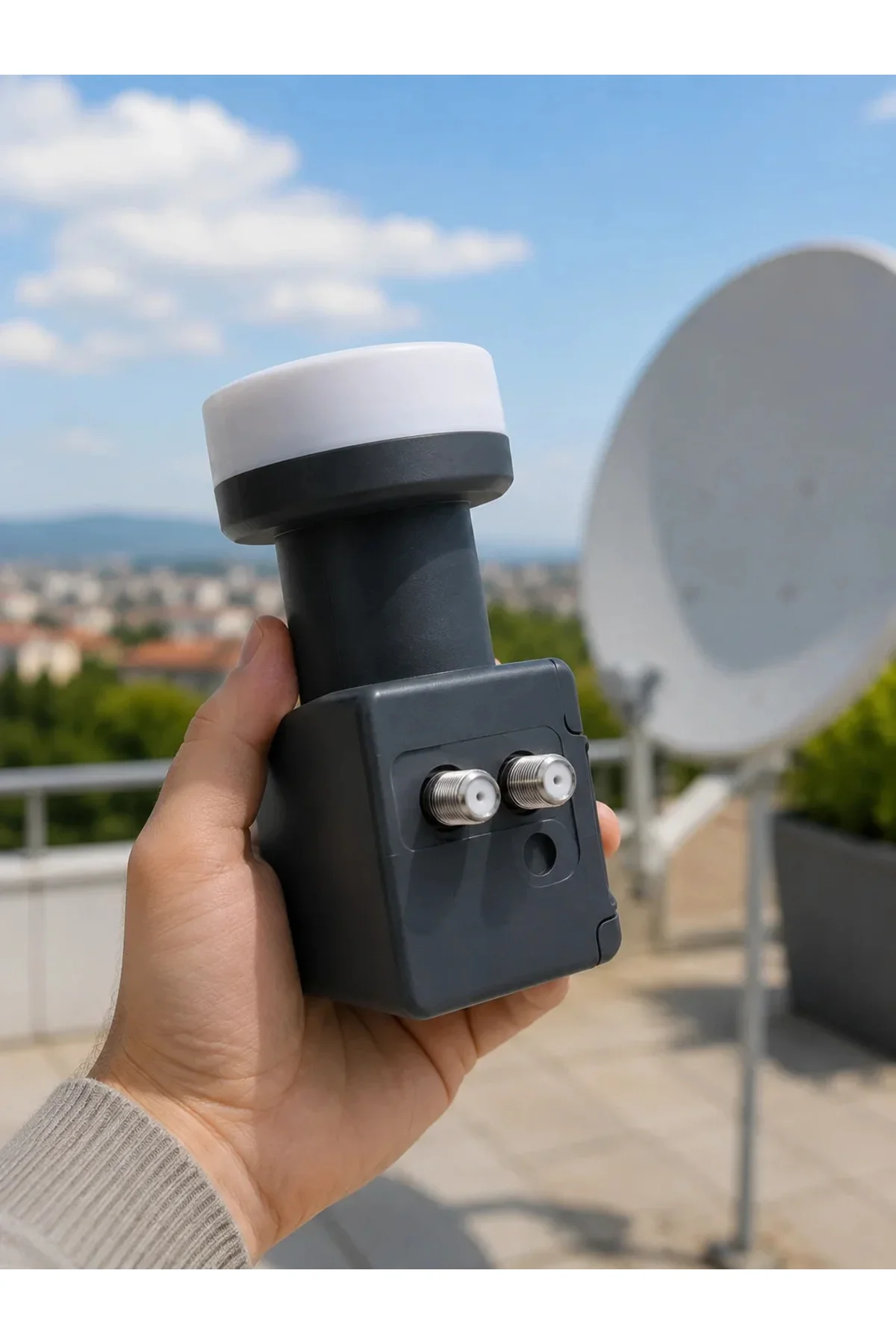4K Ultra HD Twin LNB Çift Uydu Çıkışlı Ku Band Çanak Anten LNB 0.1 dB