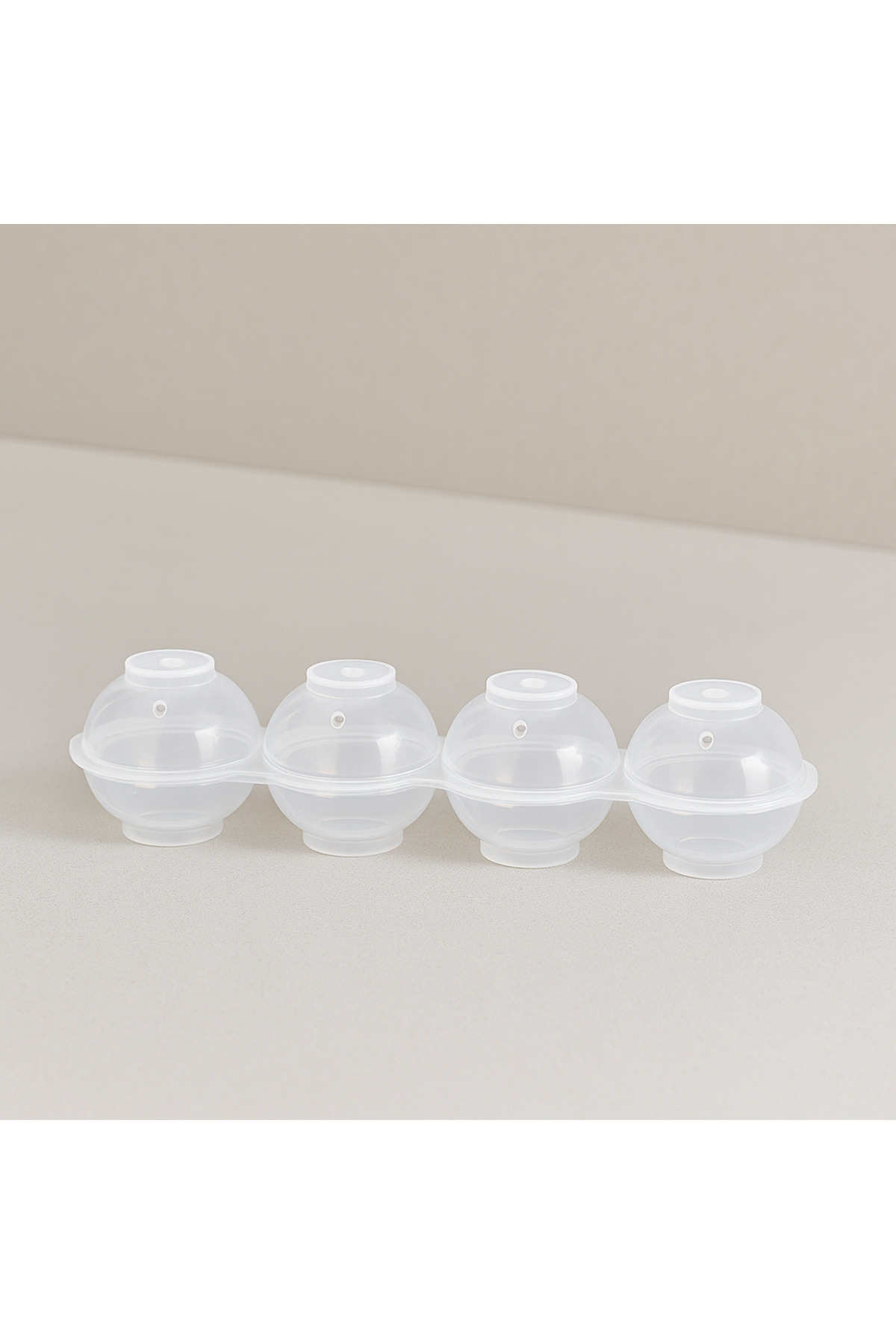 Pazar Kapısı 4'Lü Küre Buzluk Yuvarlak Buz Kalıbı