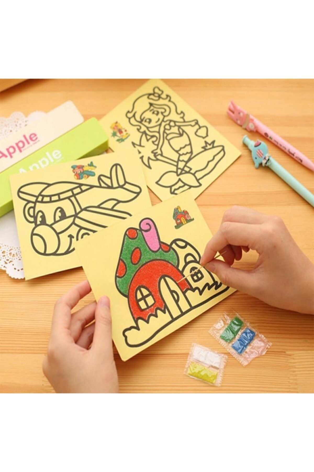 Kuki 5 Ad. A4 Büyük Boy (Kız) Kum Boyama Seti ( Kız 5 Model 1'Er Ad.)