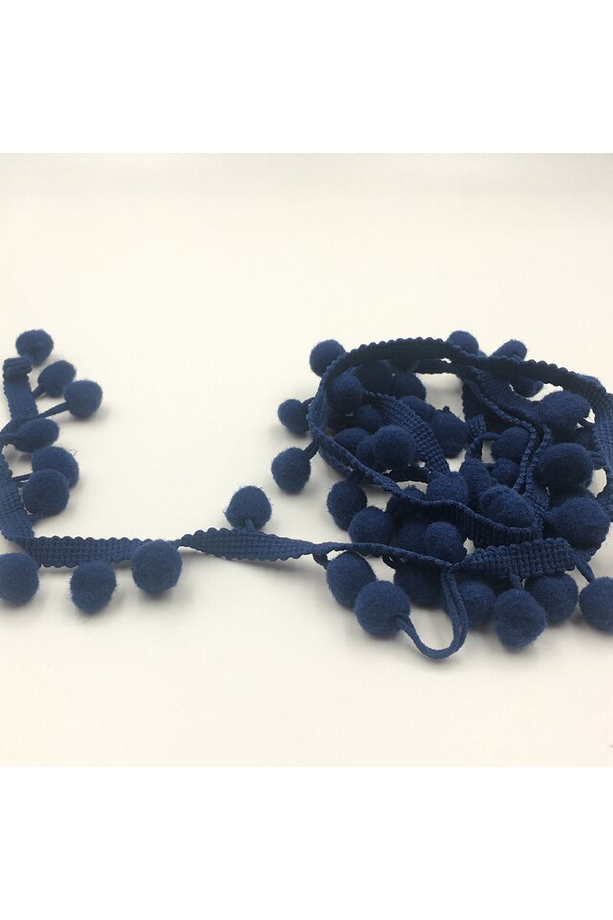 Tuhafiyecimiz 5 Metre Renkli Ponpon Şerit