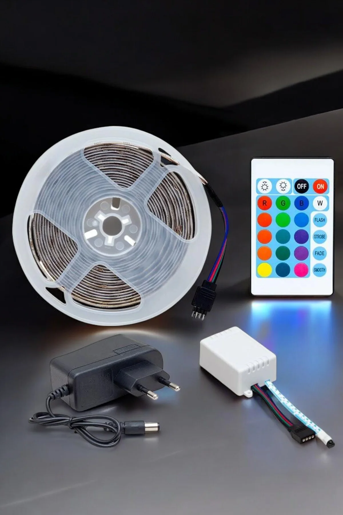 5 Metre Şerit Led RGB Işıklı Kumandalı Güç Adaptörü Her Ortama Uy