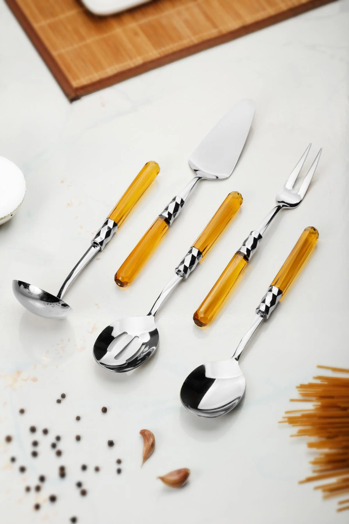 5 Parça Platin Servis Seti &amp; Servis Sunum Seti Amber ( Kepçe / Kevgir / Sıpatula / Çatal / Kaşık )