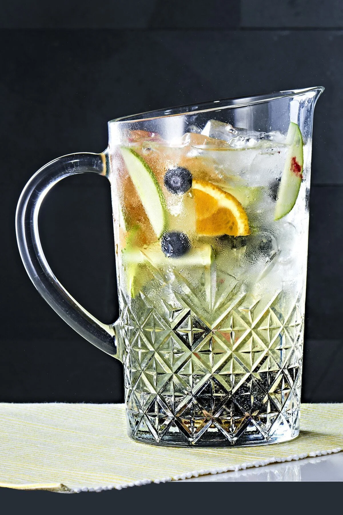 5 Parça Tımeless Sangria / Mojito Kokteyl Keyfi Seti - 4 Uzun Kokteyl Bardağı + Karaf/sürahi Fiyatı, Yorumları ve Özellikleri