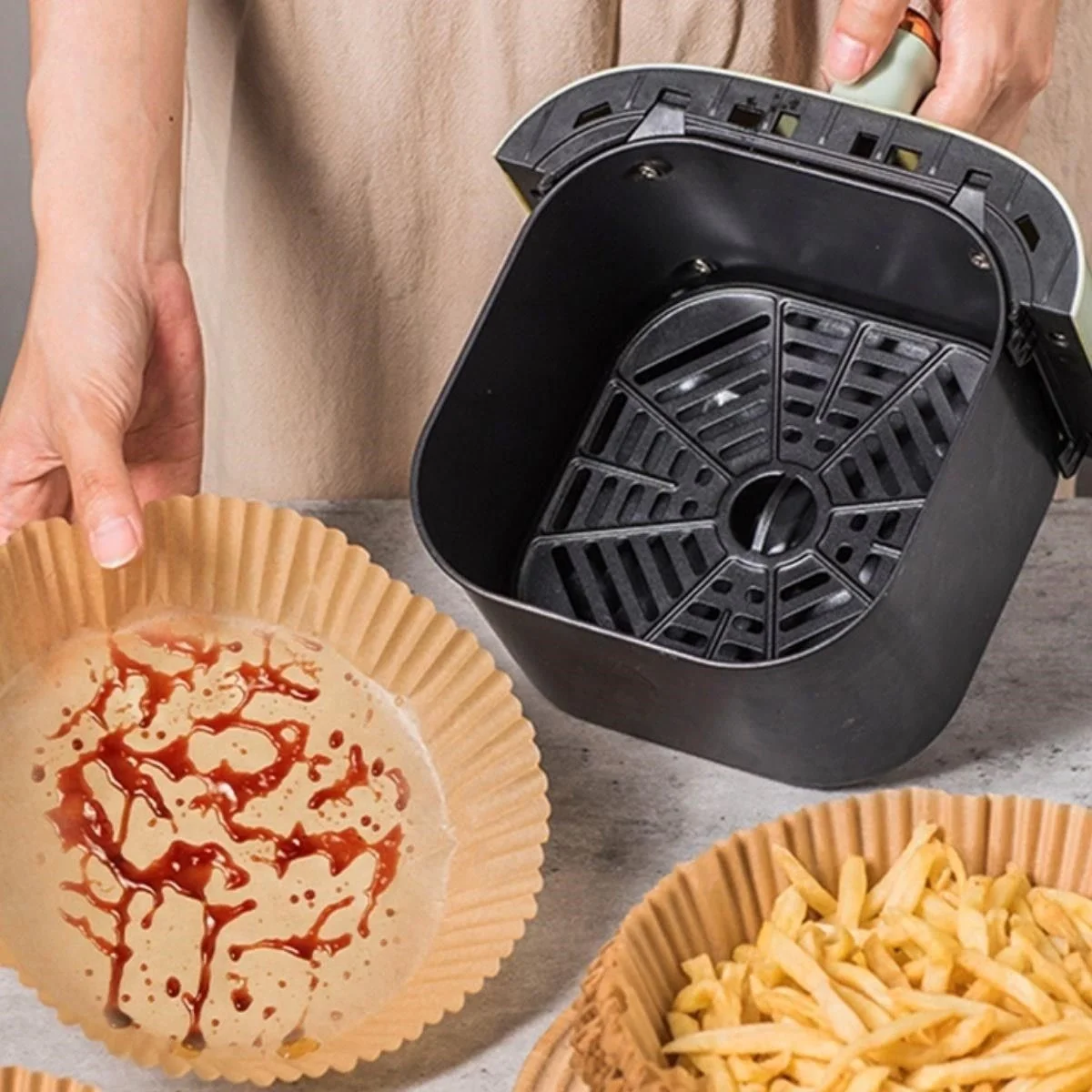 50 Adet 20 cm Air Fryer Pişirme Kağıdı Tek Kullanımlık Yağ Geçirmez Yuvarlak Tabak Model PVC Fiyatı, Yorumları ve Özellikleri