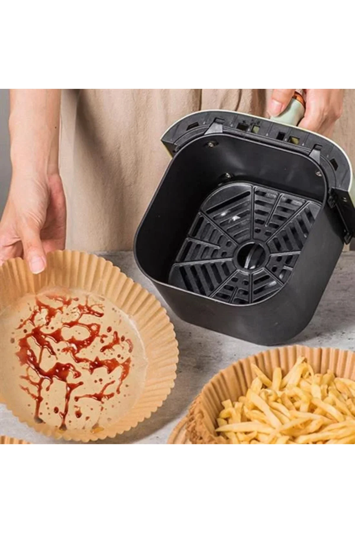 50 Adet Air Fryer Pişirme Kağıdı Tek Kullanımlık Yağ Geçirmez Yuvarlak Tabak Model PVC