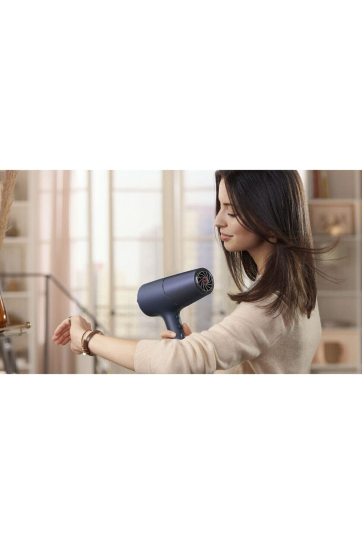 Philips 5000 Series Saç Kurutma Makinesi - 2100 W