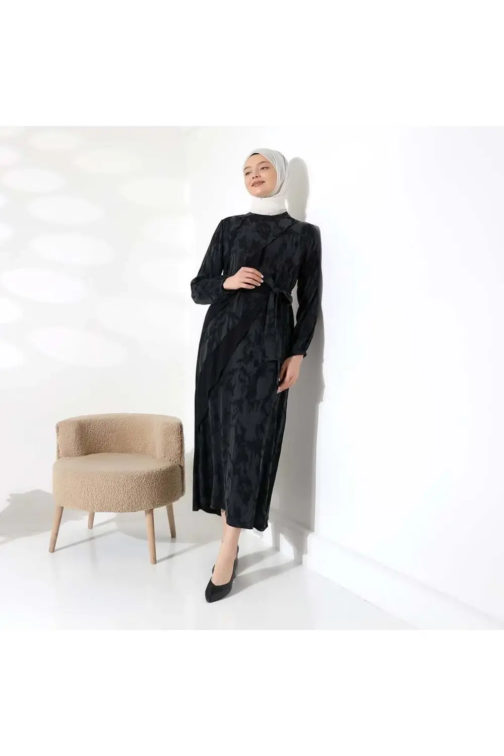 5402 desenli ipek kupra elbise