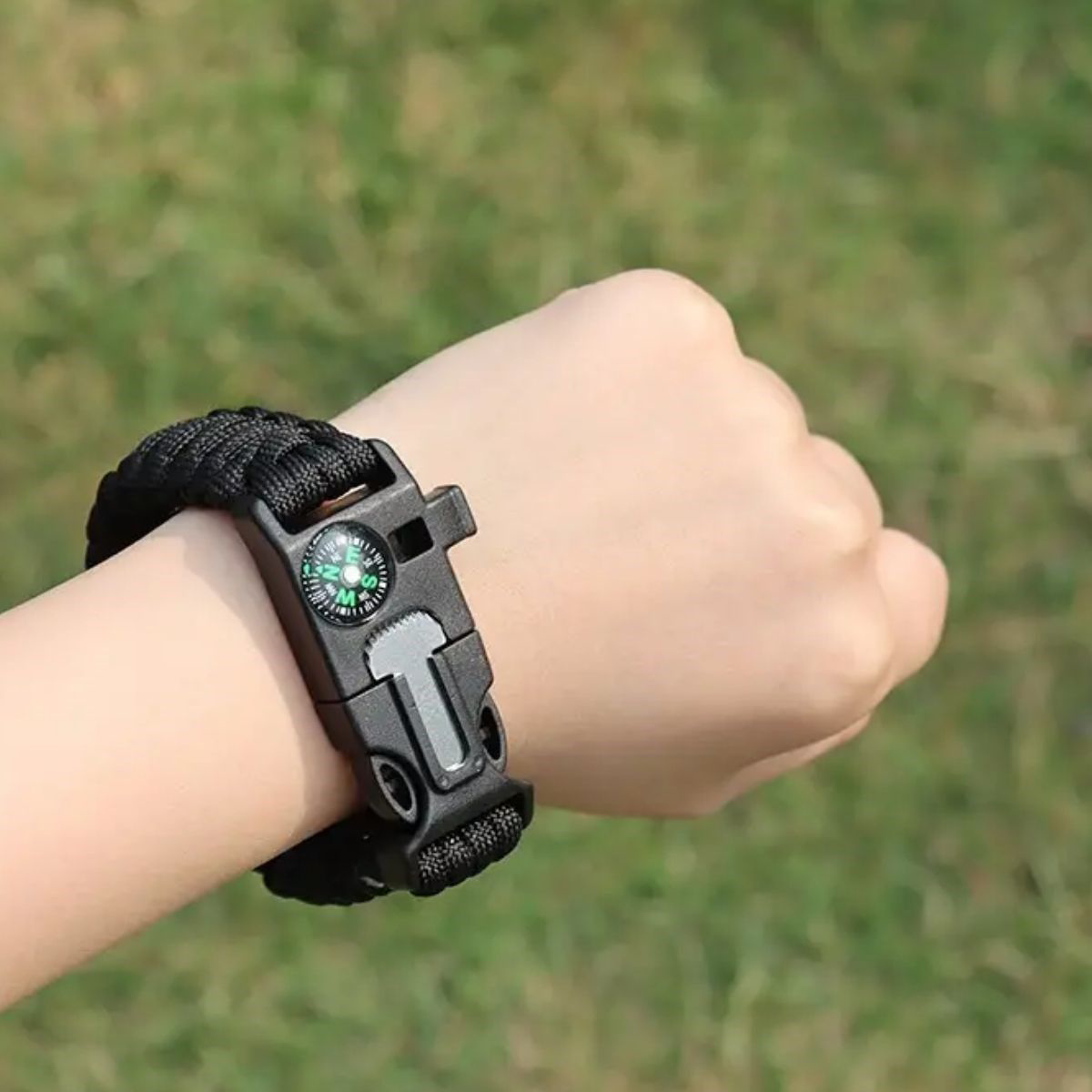 5'i 1 Arada Çok Fonksiyonlu Hayatta Kalma Bilekliği Pusula, Düdük