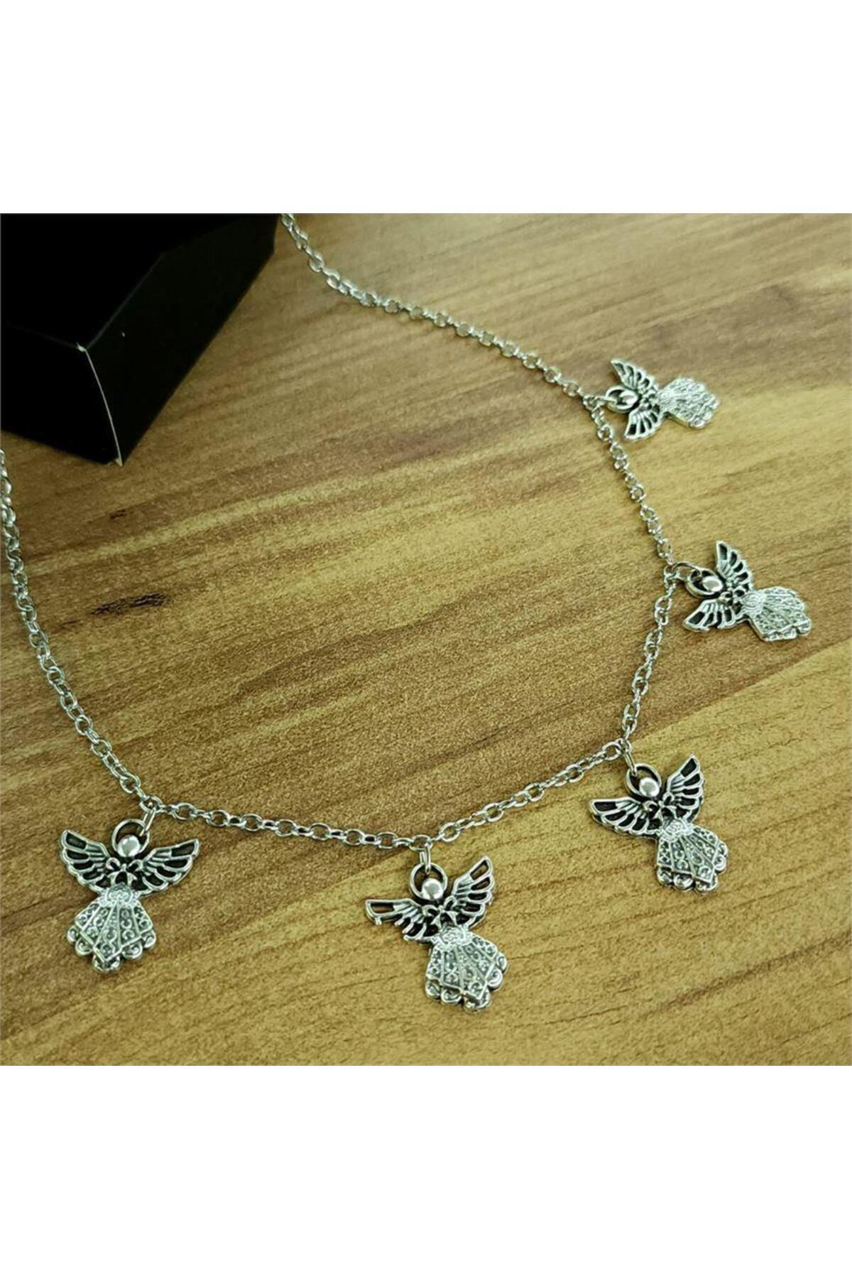 5'li Melek Motifli İşlemeli Kolye
