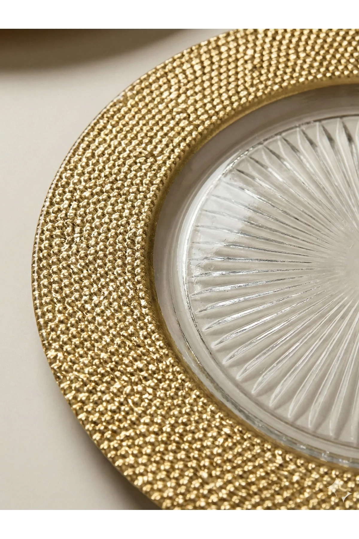 6 Adet 30 Cm Gold Lüks Supla Seti, Polikarbon Kırılmaz Amerikan Servis, Şık Sofra Sunum Altlığı - Oda Kokulu 6 Adet 30 Cm Gold Lüks Supla Seti, Polikarbon Kırılmaz Amerikan Servis, Şık Sofra Sunum Altlığı - Oda Kokulu