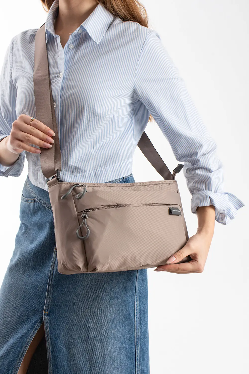 6 Bölmeli Orta Boy Suya Dayanıklı Paraşüt Kumaş Çapraz Askılı Omu