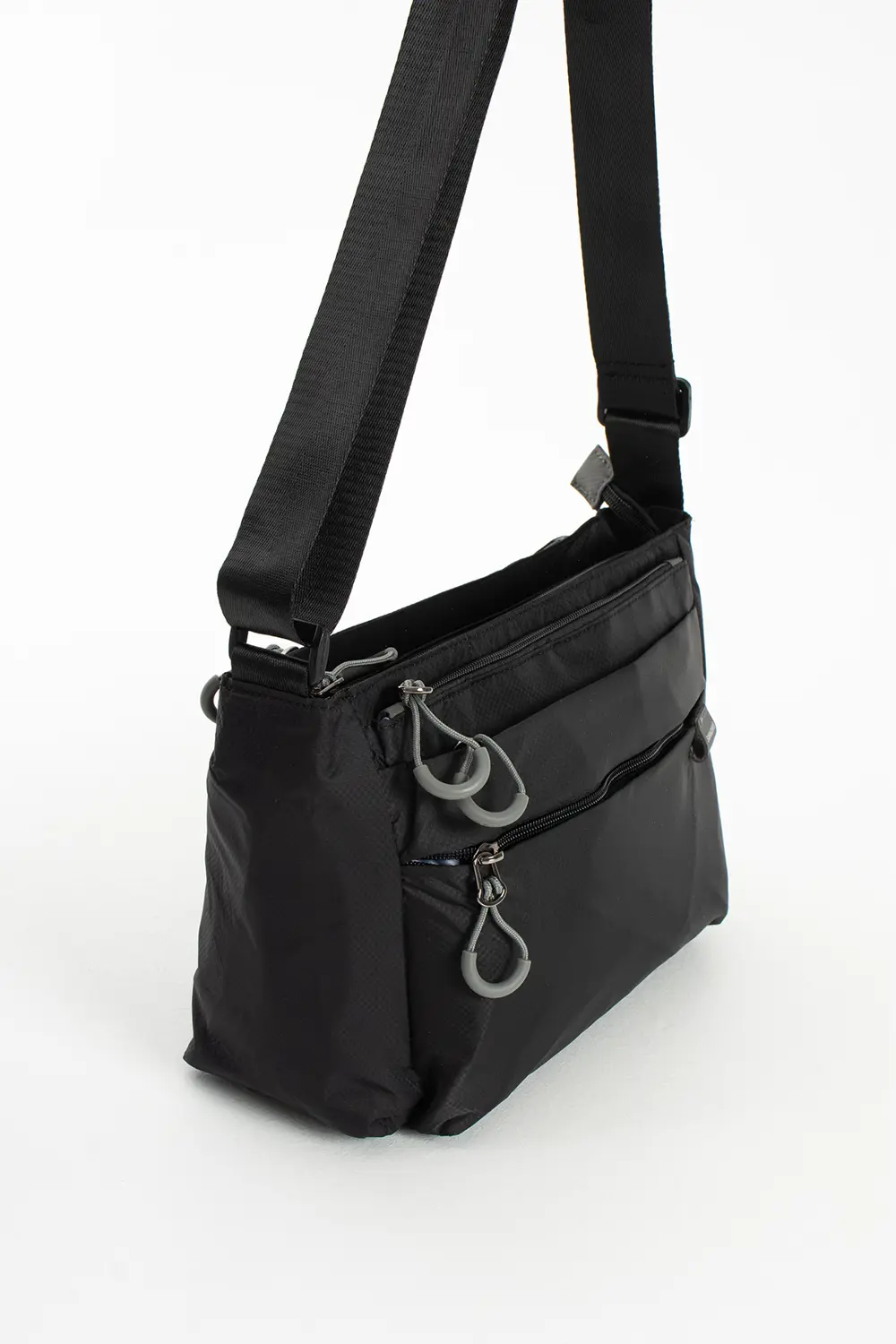 6 Bölmeli Orta Boy Suya Dayanıklı Paraşüt Kumaş Çapraz Askılı Omu