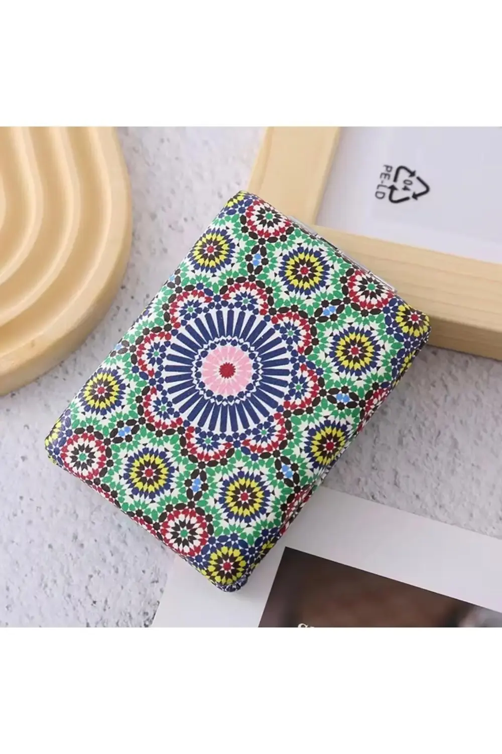 6 lı Mandala Desenli Katlanabilir Çift Taraflı Makyaj Aynası Seti