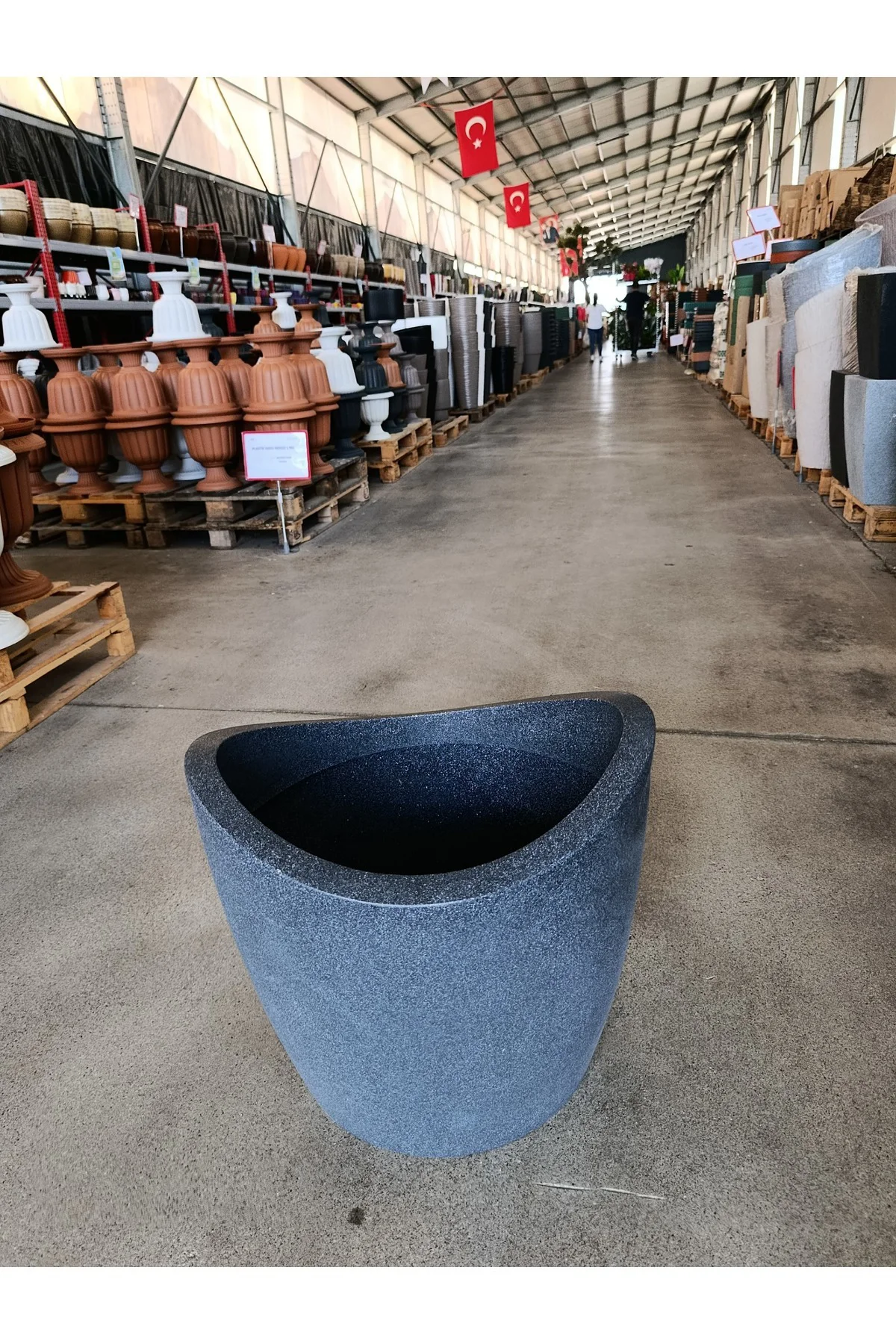 60 Litre Fiberglas Gondol Saksı - Görsel 5