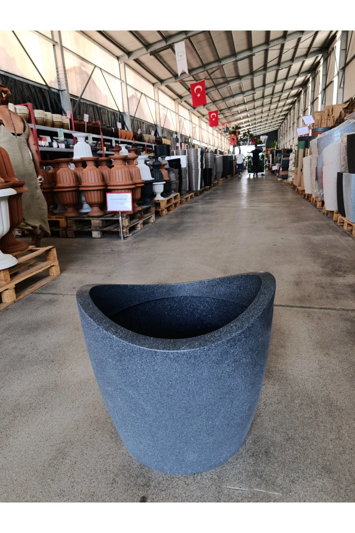 60 Litre Fiberglas Gondol Saksı - Görsel 4