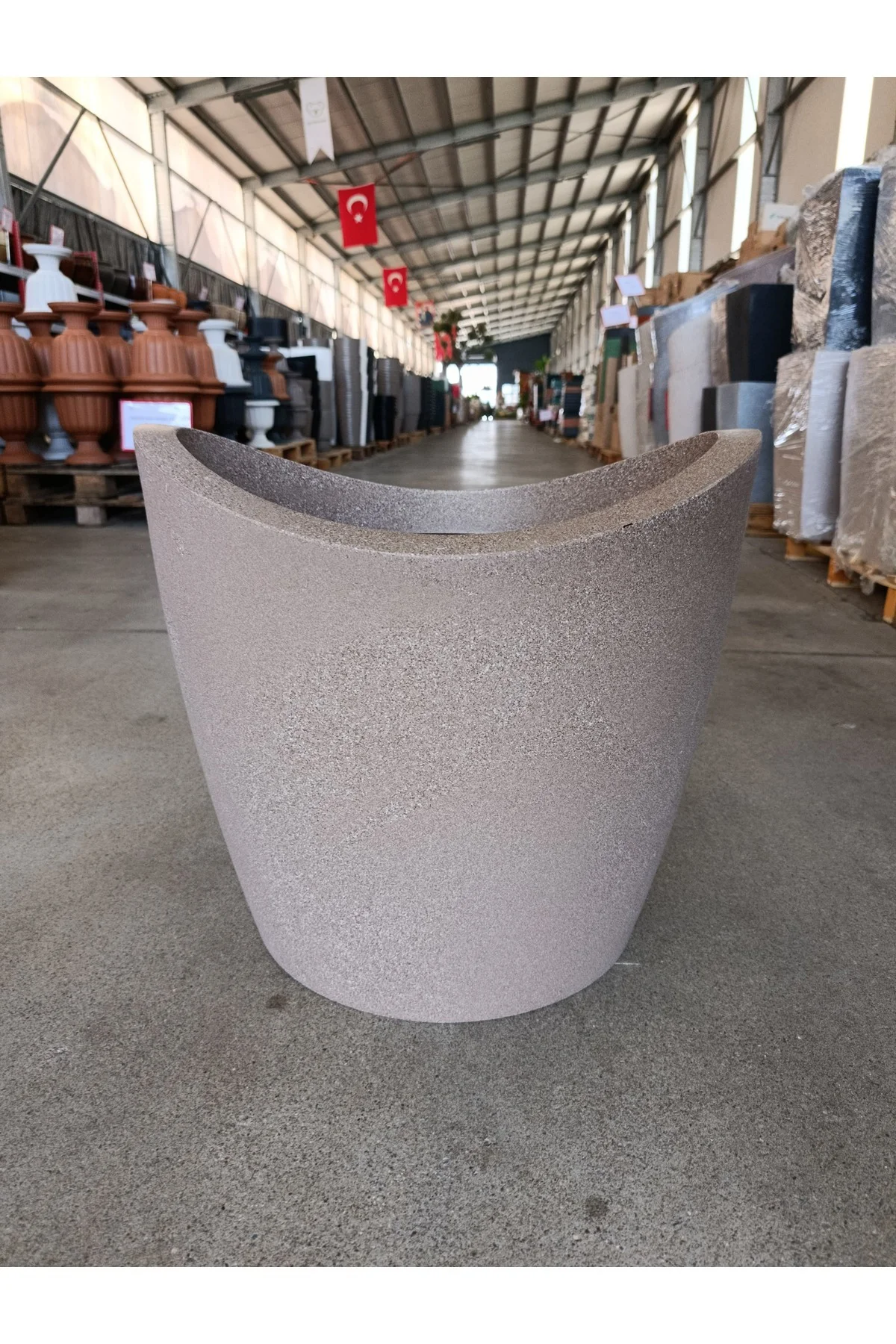 60 Litre Fiberglas Gondol Saksı 60 Litre Fiberglas Gondol Saksı - Görsel 2
