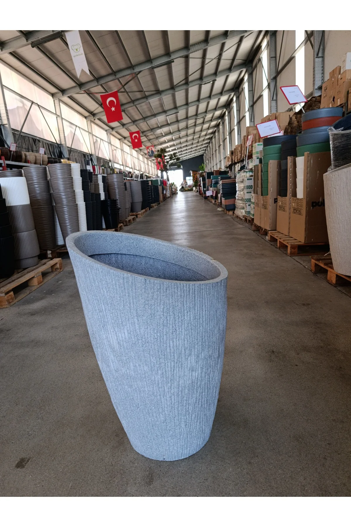 65 Litre Datça Dizayn Fiberglas Saksı 65 Litre Datça Dizayn Fiberglas Saksı - Görsel 4