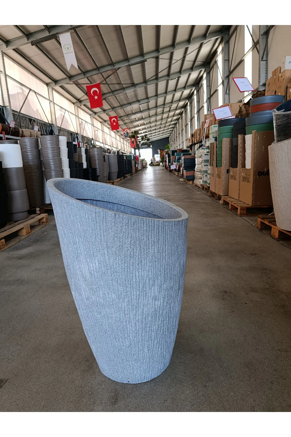 65 Litre Datça Dizayn Fiberglas Saksı 65 Litre Datça Dizayn Fiberglas Saksı - Görsel 2
