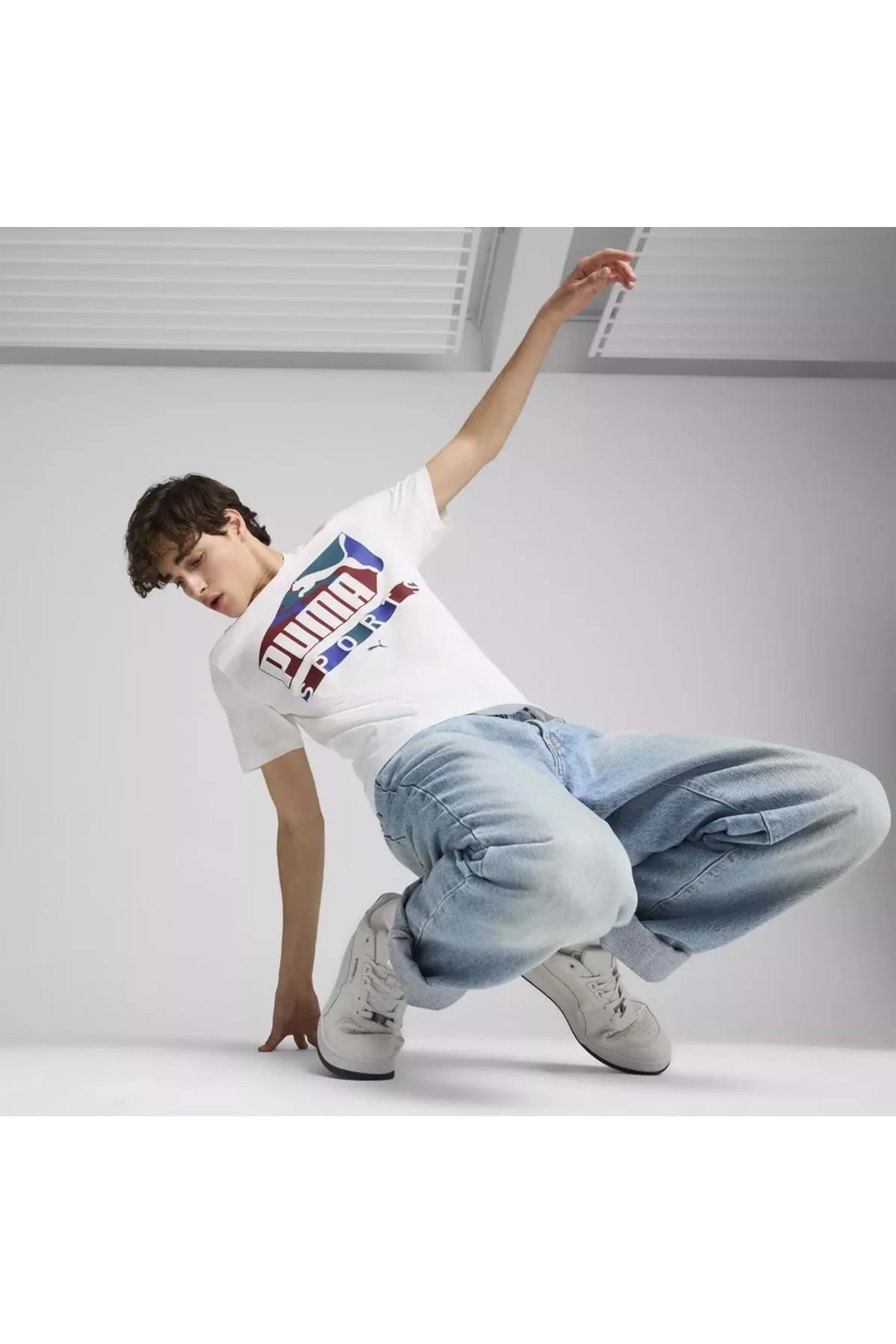 683207-02 Graphics Sports Tee Tişort Erkek T-Shirt BEYAZ