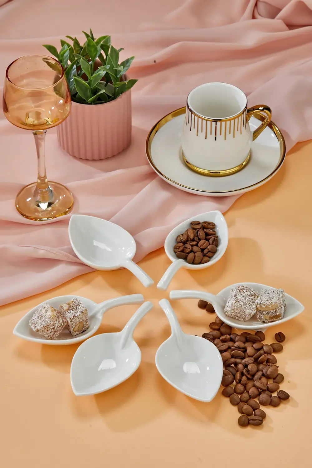 6’lı Porselen Yaprak Lokumluk, Reçellik ve Sosluk – 10,5x5x2,5 cm