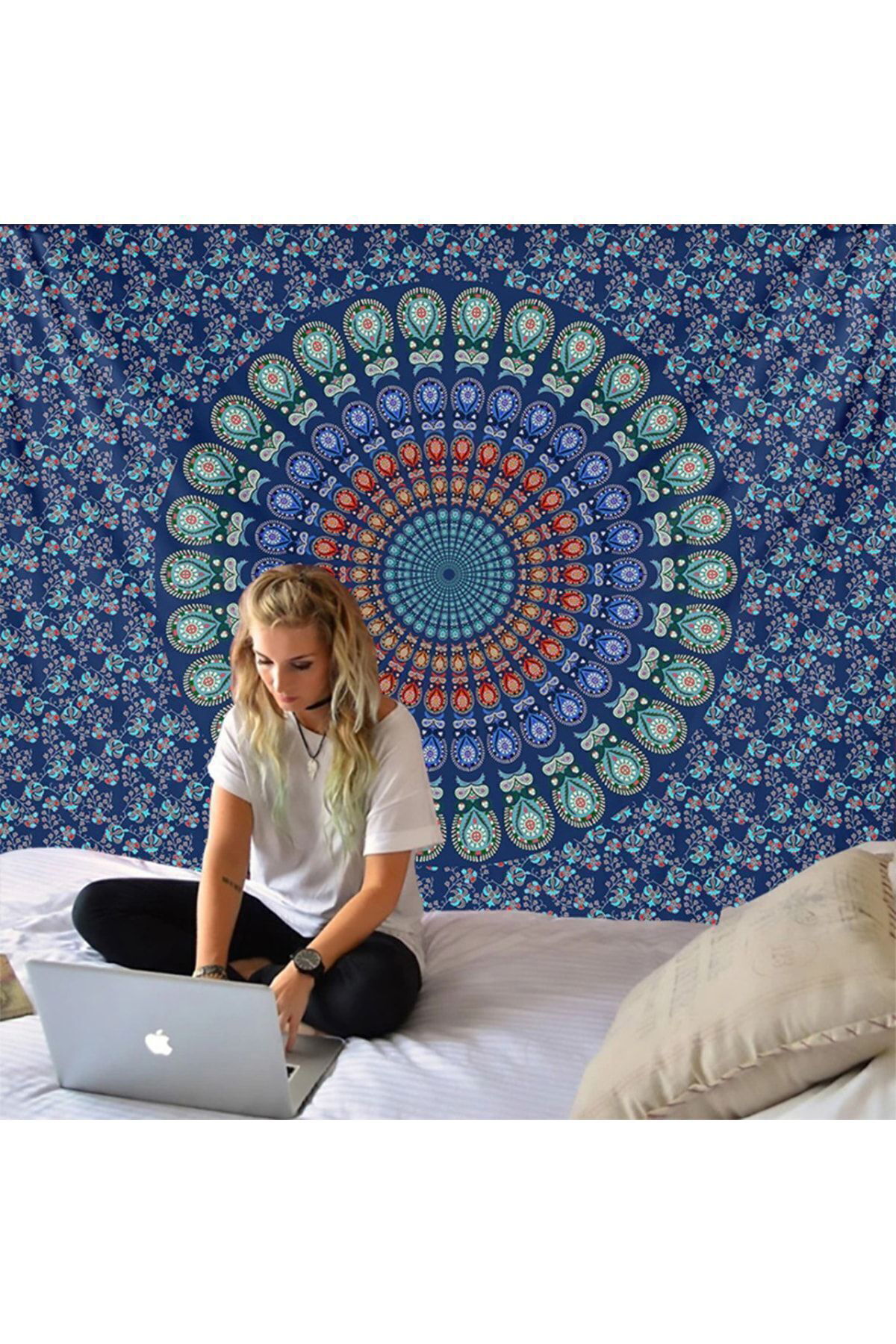 70 X 100 Cm Peacock Illusion Duvar Halısı