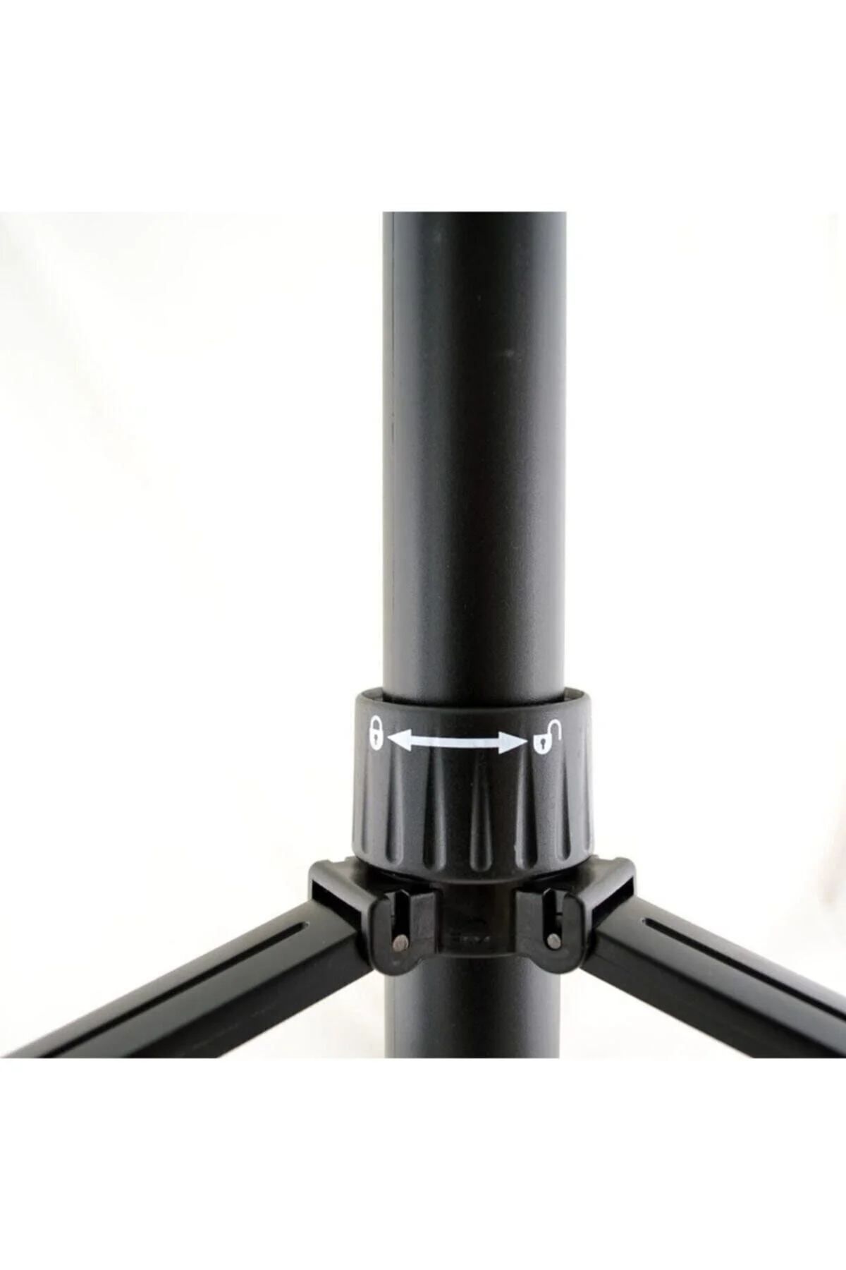 701 Pro Plus Tripod
